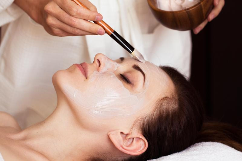 Hydro-Glow facial